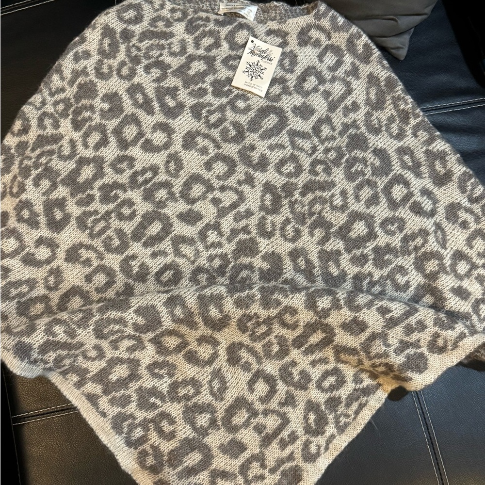 Leopard Print Women Sweater poncho made in Italy nwt